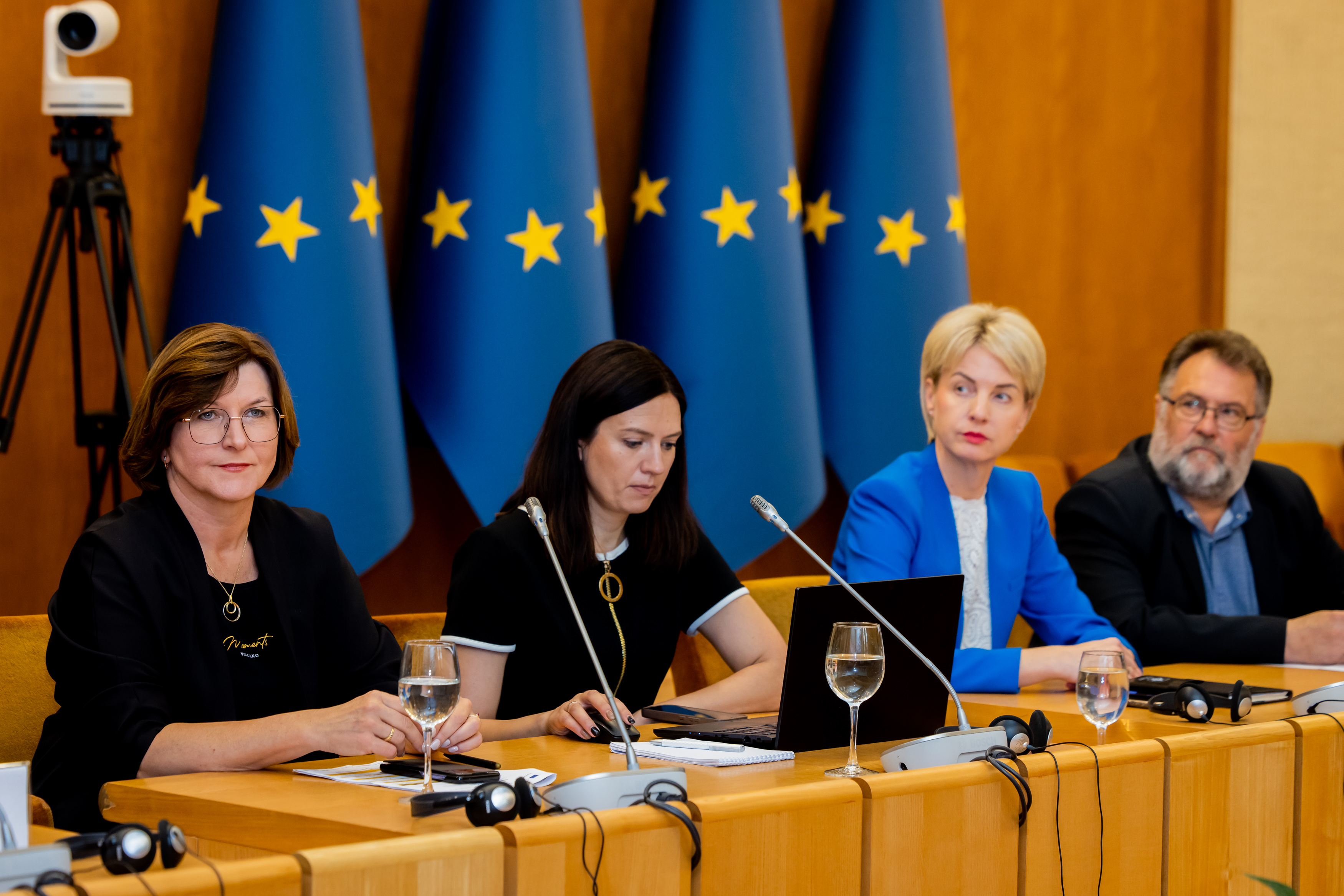 Seimas_09-27_05